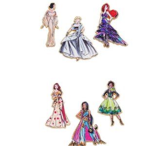 Collection Premier Doll Series Pin set 1 & 2 Limit